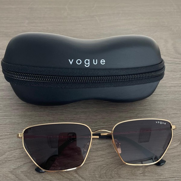 vogue 4316